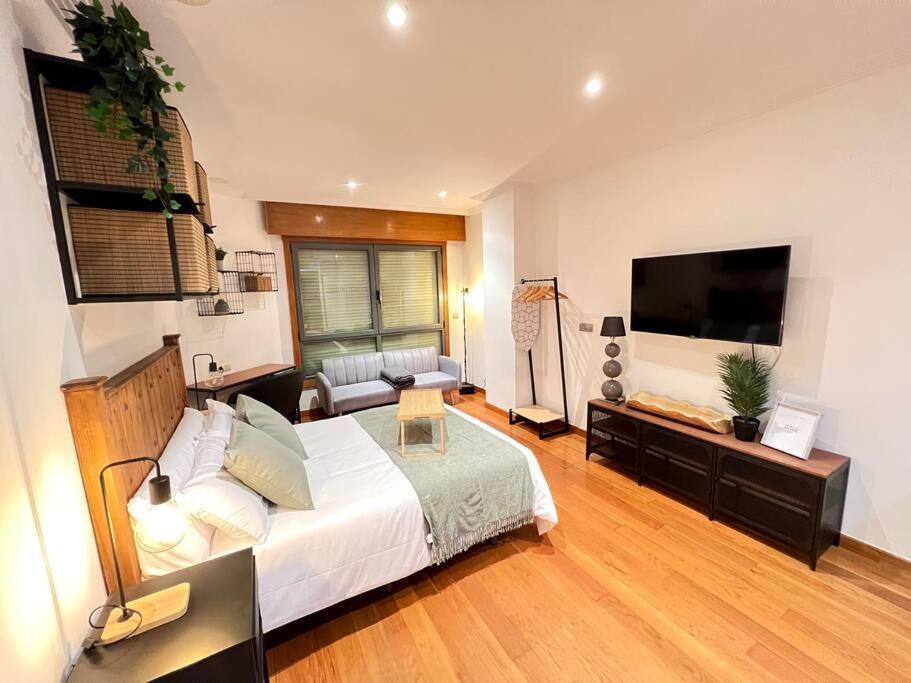 Central Suites Poli Sanz Vigo Eksteriør billede